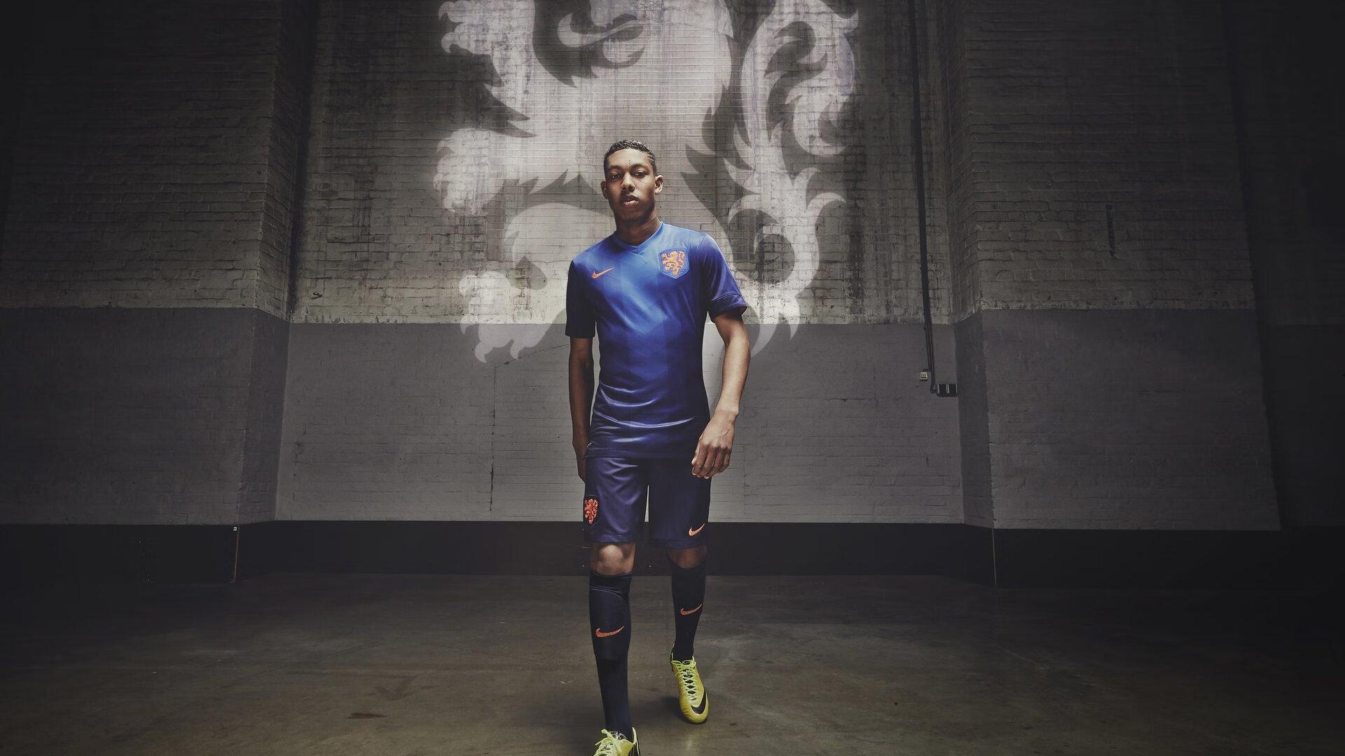 罗马诺标志性Here we go！敲定重磅租借，切尔西锋将雅克松租借加盟拜仁，费用1500万欧元