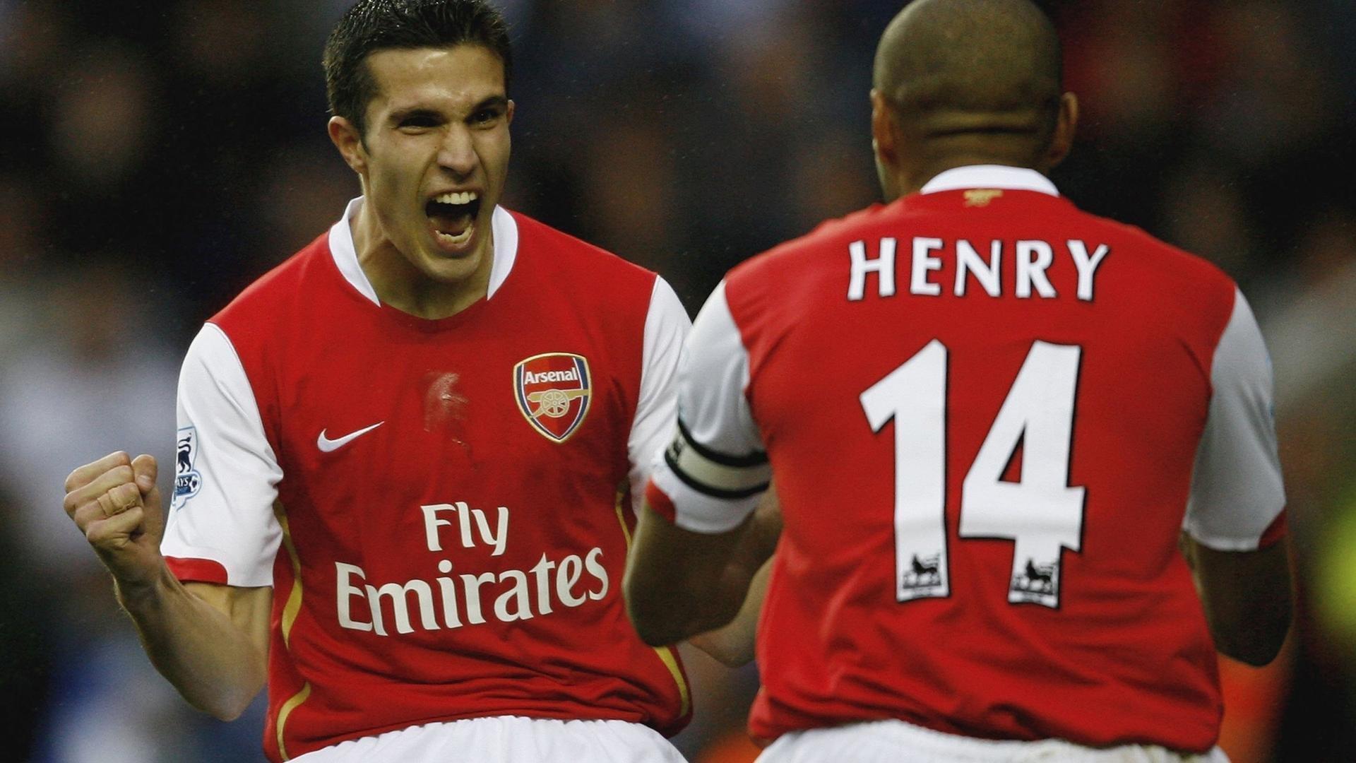 费迪南德盛赞拉门斯，曼联后防新支柱注入强大信心