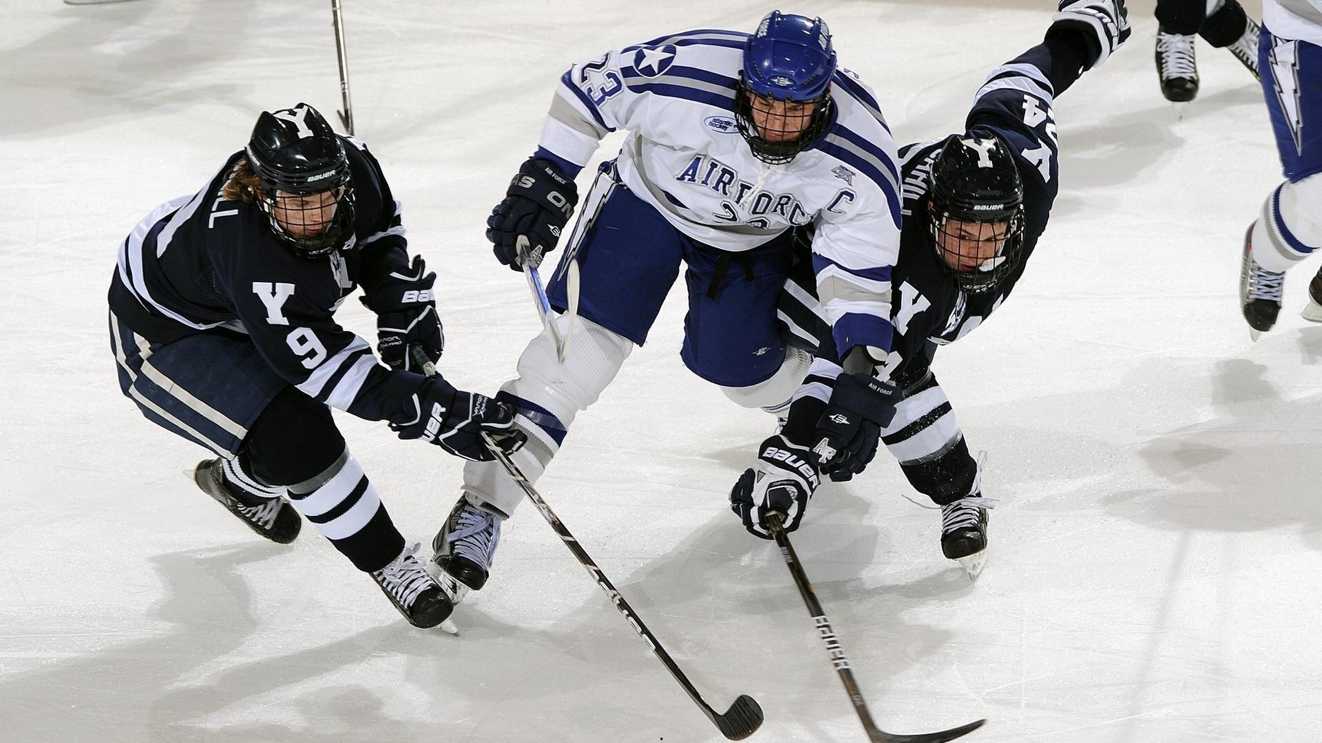 王钰栋点杀开启新征途 国足2030主力框架已浮现？