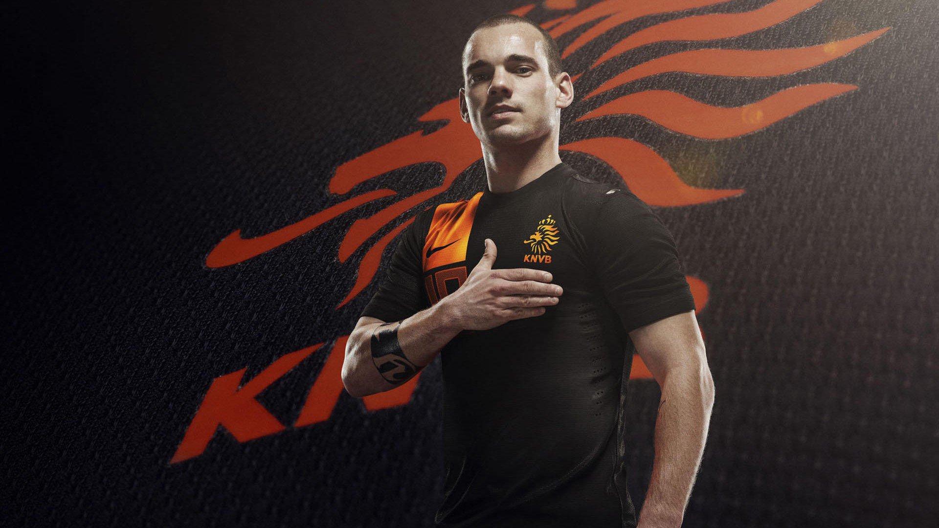 詹俊痛批利物浦沦为四无球队，红军精神何在？